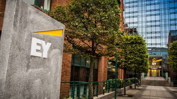 EY expands with more than 800 new jobs to meet Covid demand